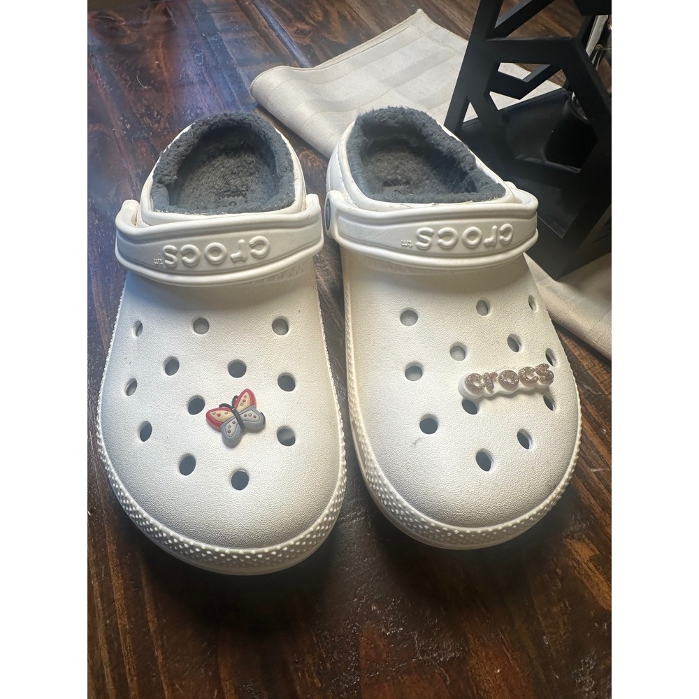 Crocs Classic Lined Clog White Grey Faux Fur Butterfly Jibbitz Mens 5 Womens 7